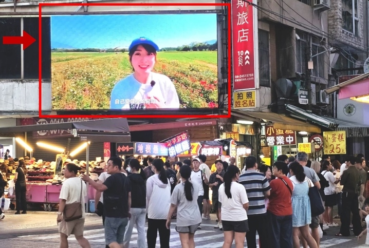 台中逢甲商圈電視牆(FC-4)-0-
